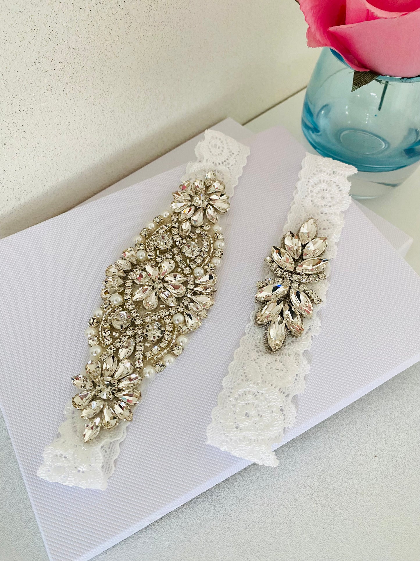 Crystal garter set