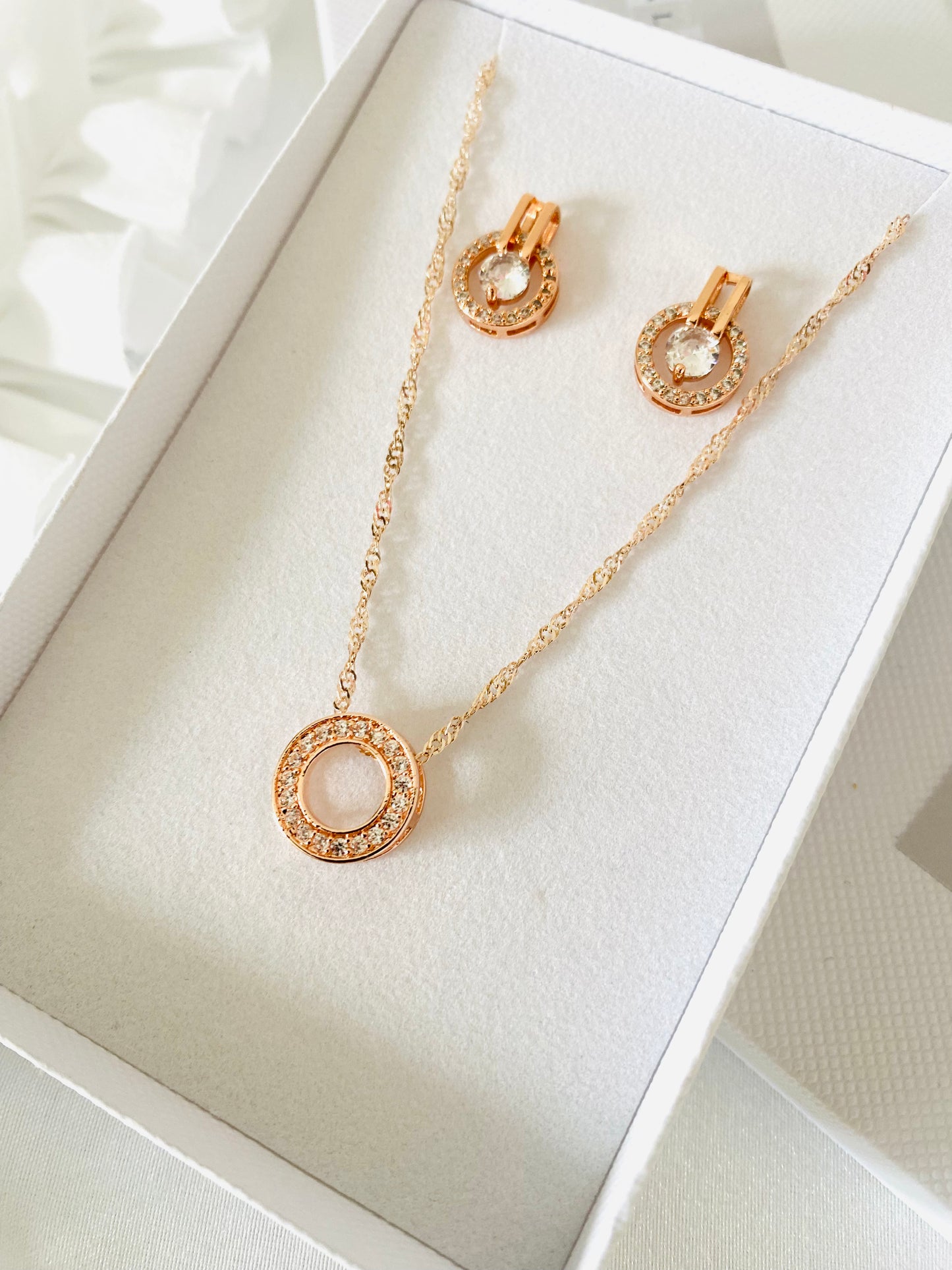 Sienna Rose Gold Necklace and Earrings Set